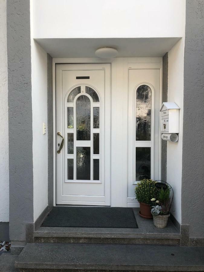 Ferienwohnung Messewohnung Muenchen Ost Forstern Esterno foto