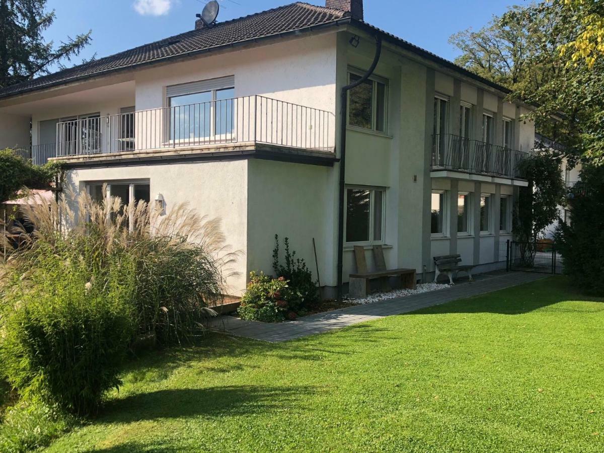 Ferienwohnung Messewohnung Muenchen Ost Forstern Esterno foto